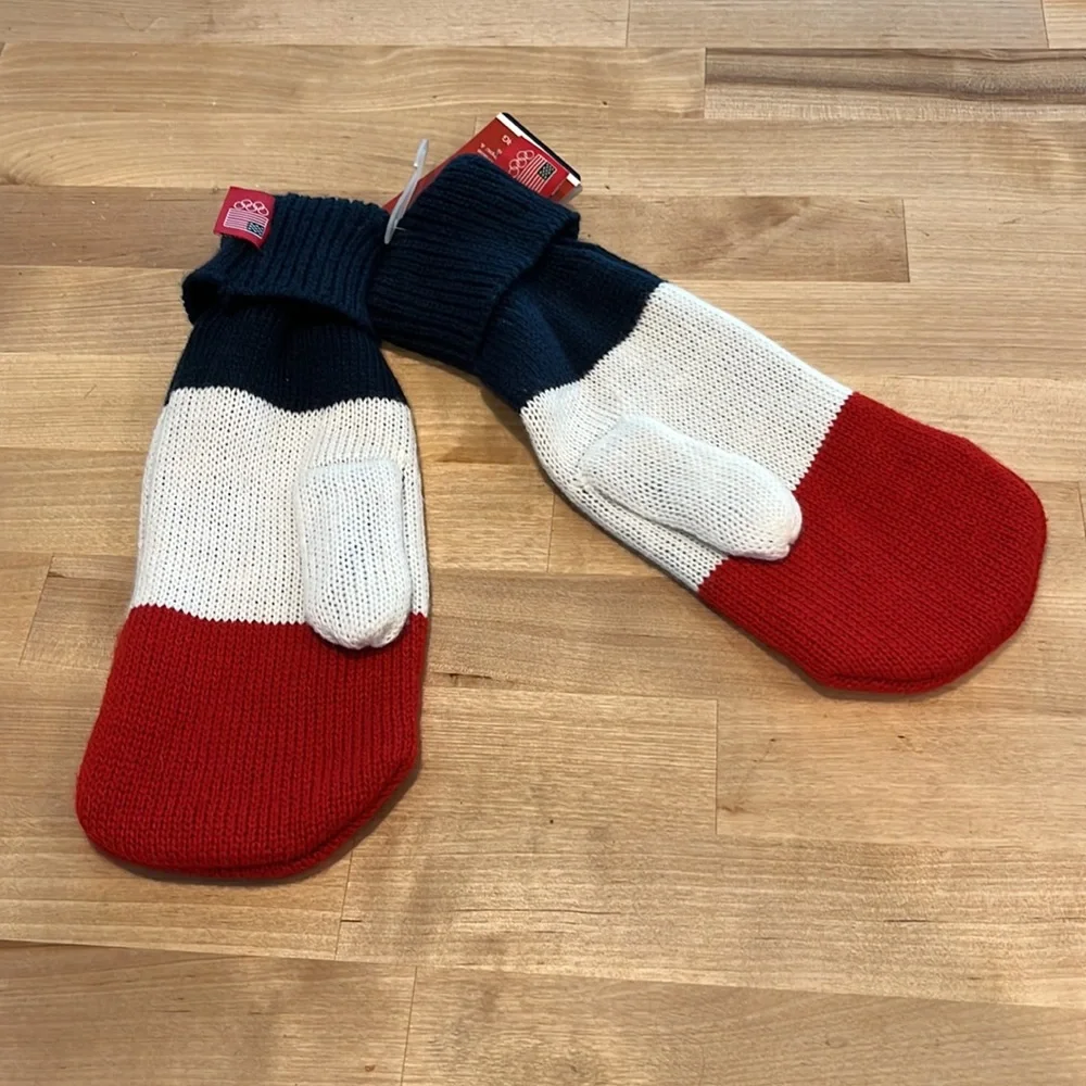 Old Navy Team USA Adult Winter Mittens Cozy Olympics Cold Weather New